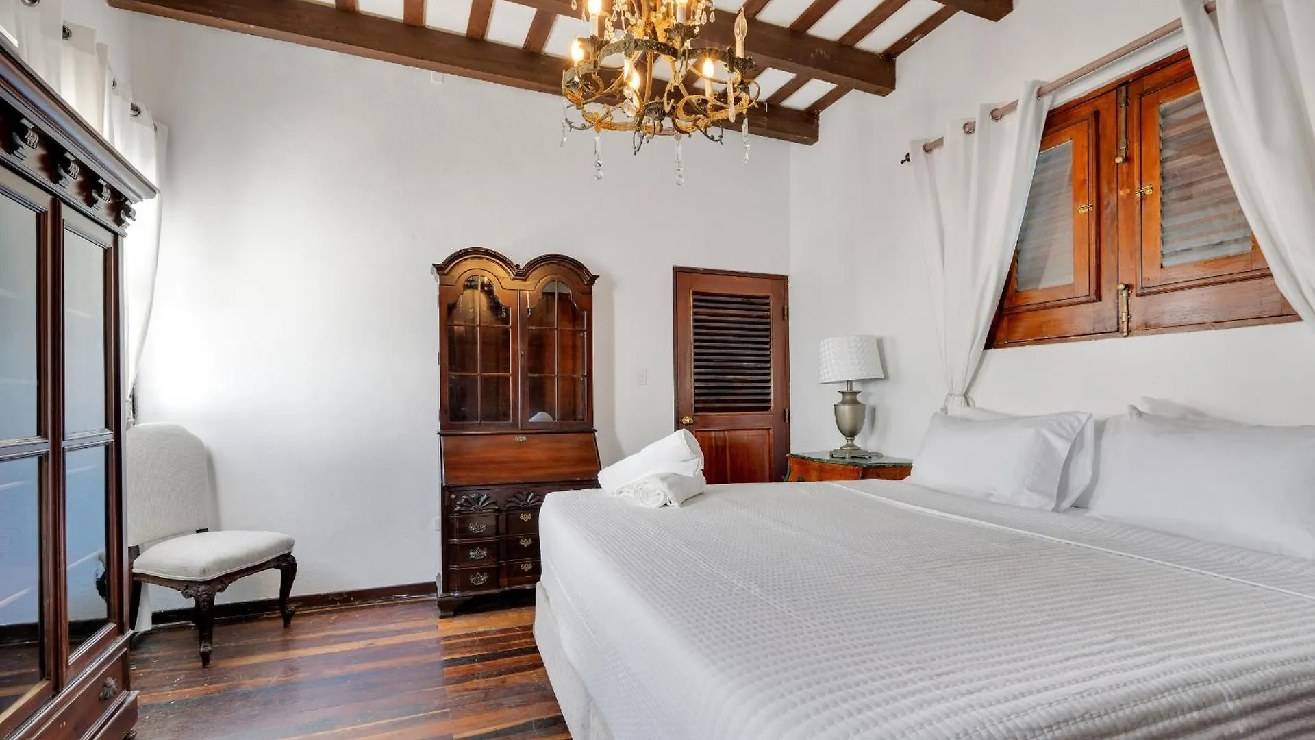 Spacious Apartment In The Heart Of San Juan 0*,